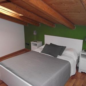 Camera economica con letto king size